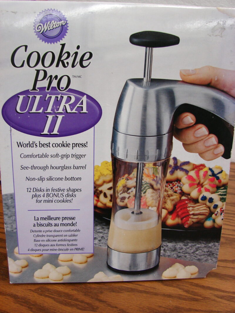 Wilton Cookie Pro Ultra II Cookie Press Gun w/ Discs Like New in Box, Moose-R-Us.Com Log Cabin Decor