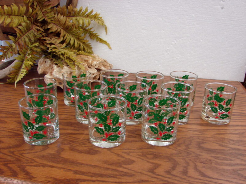 Set/12 Vintage Christmas Holly Berry Bartlett Collins On the Rocks Cocktail Glasses, Moose-R-Us.Com Log Cabin Decor