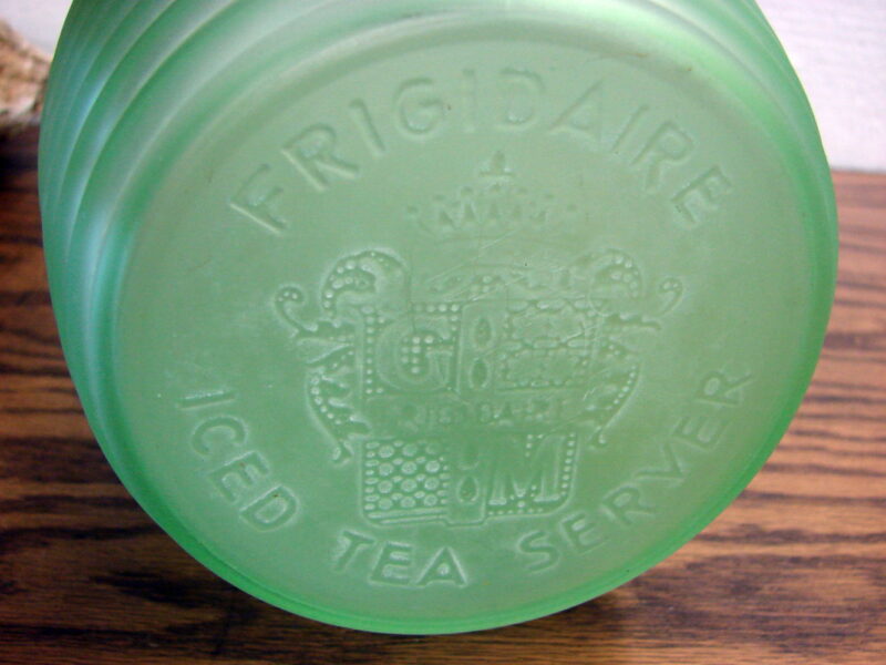 Vintage 1930&#8217;s Frigidaire Uranium Glass Green Triple Spout Iced Tea Server with Lid, Moose-R-Us.Com Log Cabin Decor