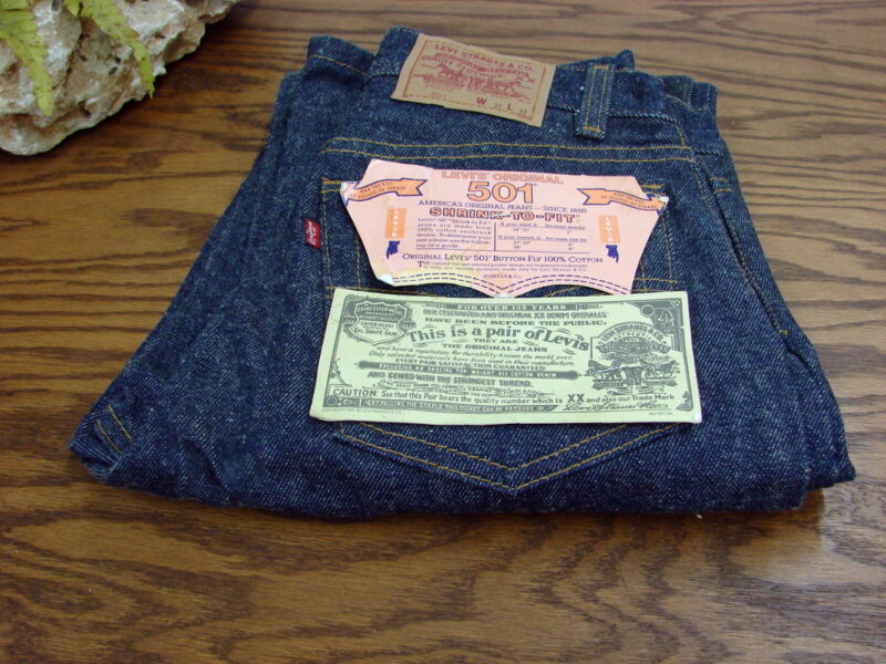 NWT Vintage 501 Student Shrink to Fit Levi&#8217;s 27&#215;32 1987, Moose-R-Us.Com Log Cabin Decor