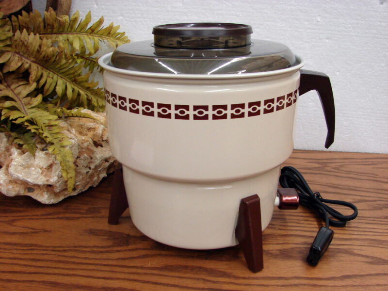 Vintage Mirro Atomic Popcorn Popper 4 Quart Electric MCM Appliance, Moose-R-Us.Com Log Cabin Decor