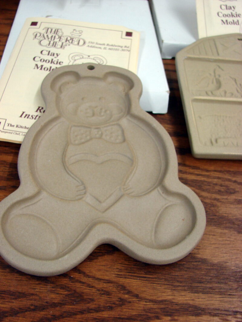 Set/5 The Pampered Chef Stoneware Cookie Mold Gardens Farm Bear, Moose-R-Us.Com Log Cabin Decor