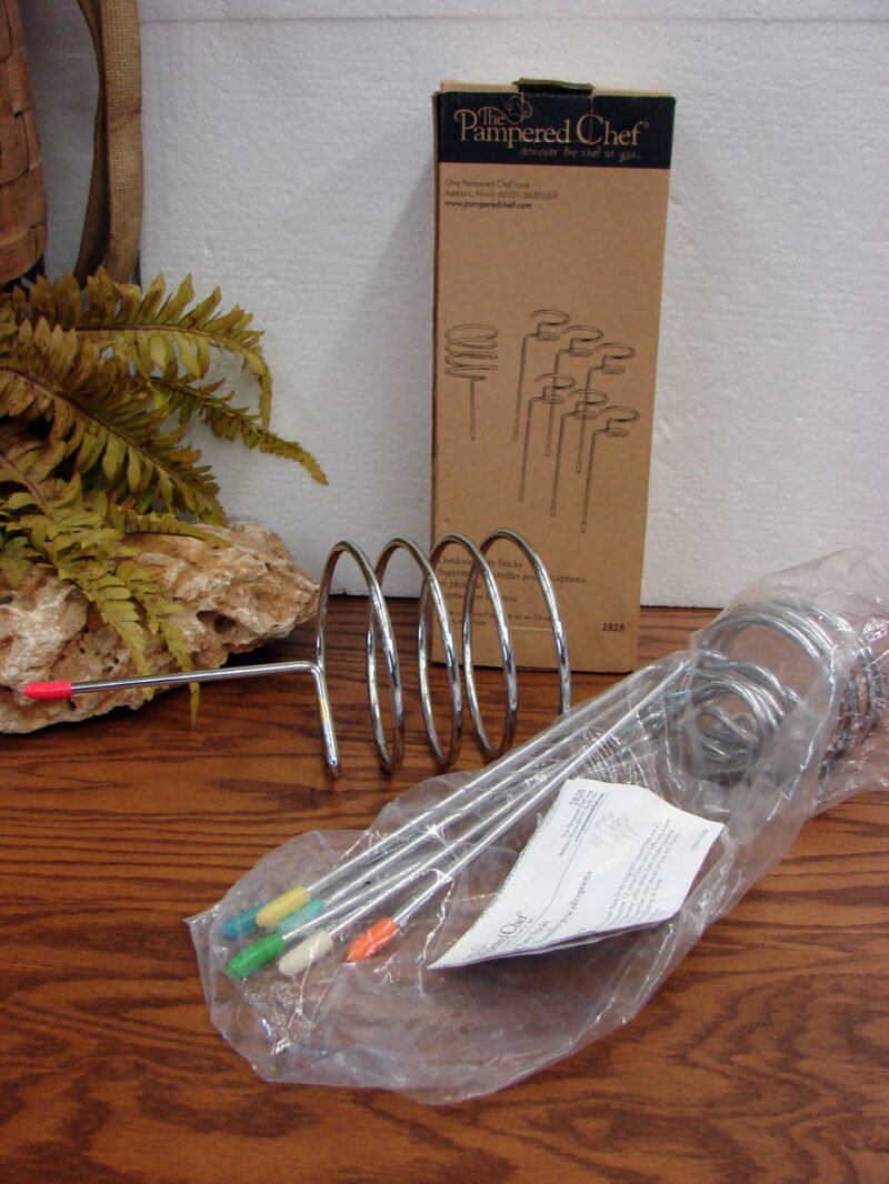 Pampered Chef Outdoor Party Sticks Hold Cans Drinks Wine Stakes Campfire, Moose-R-Us.Com Log Cabin Decor