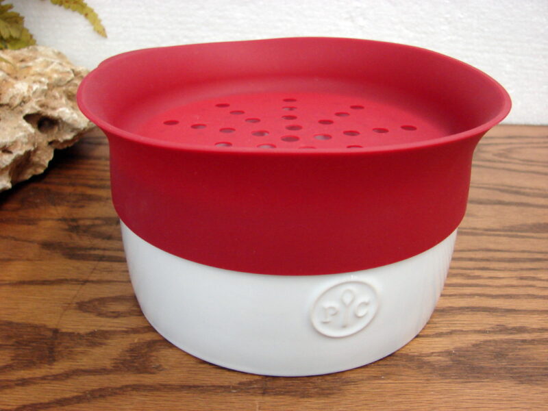 Original Pampered Chef Pasta Cooker Bowl Red Silicone Lid #2633, Moose-R-Us.Com Log Cabin Decor