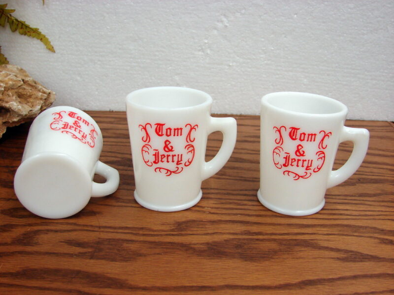 Vintage McKee Milk Glass Tom Jerry Egg Nog Punch Bowl Cups All Red, Moose-R-Us.Com Log Cabin Decor