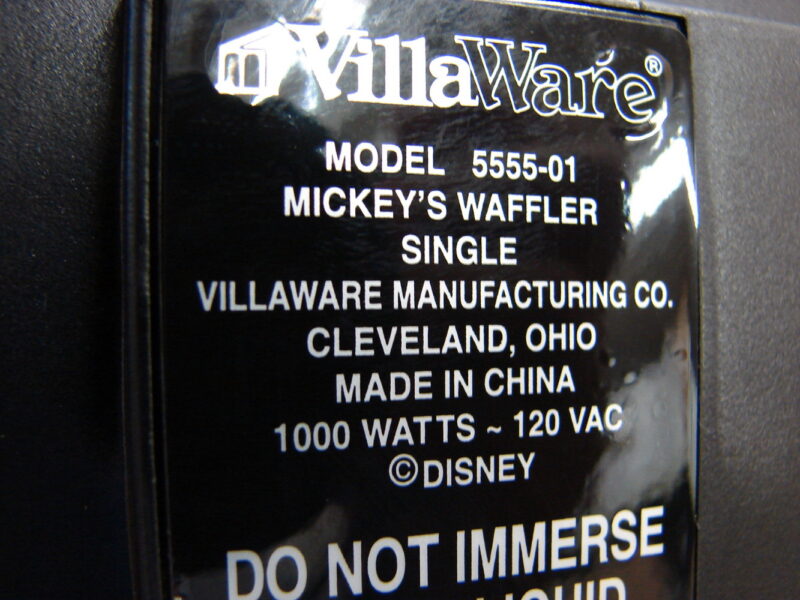 VillaWare Electric Disney Mickey Mouse Waffler Single #5555, Moose-R-Us.Com Log Cabin Decor