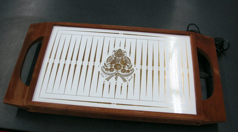 Vintage Gold Leaf Georges Briard Signed Large Food Warmer Hot Plate Tested, Moose-R-Us.Com Log Cabin Decor