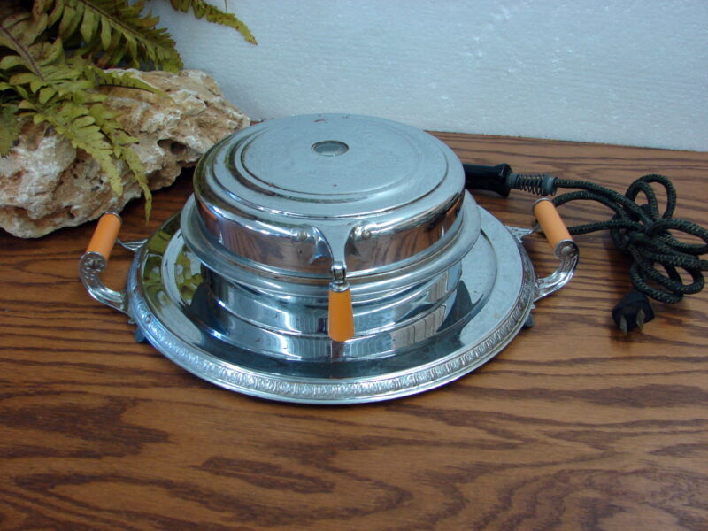 Vintage Electric Art Deco Waffle Iron GE Hot Point Butterscotch Bakelite Handles, Moose-R-Us.Com Log Cabin Decor