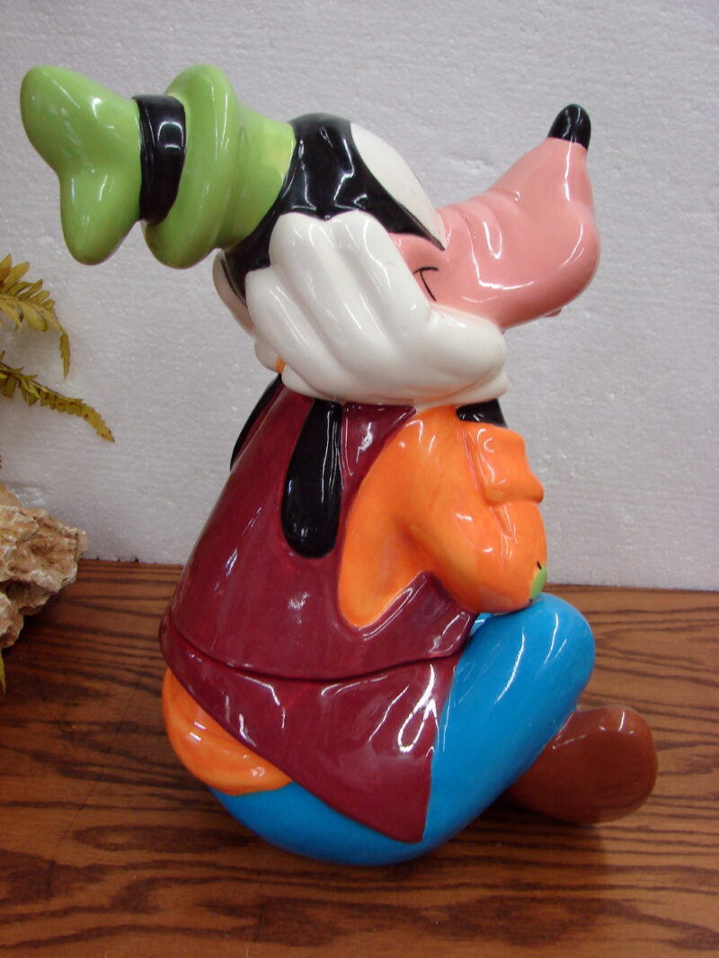 Disney Treasure Craft Mexico Goofy Ceramic Cookie Jar, Moose-R-Us.Com Log Cabin Decor