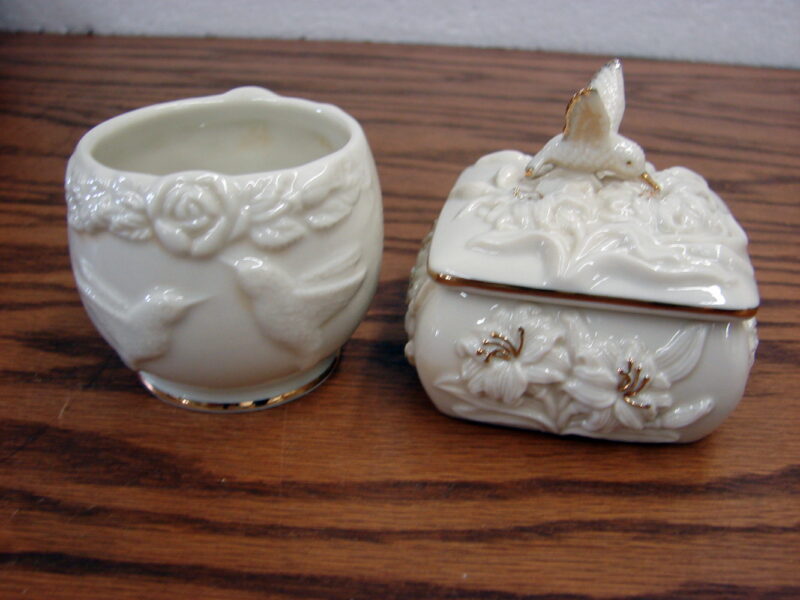 2 Pc Lenox Ivory China Gold Trim Hummingbird Trinket Box Tealight Candle Holder, Moose-R-Us.Com Log Cabin Decor