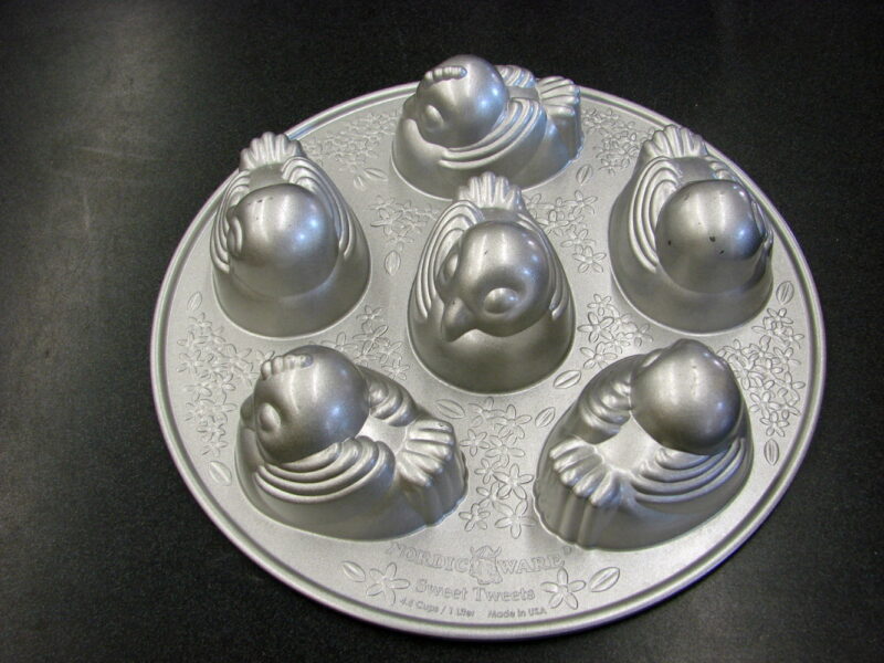 Nordic Ware Sweet Tweets Easter Spring Chicks 6 Cakelets 4.5 Cups, Moose-R-Us.Com Log Cabin Decor