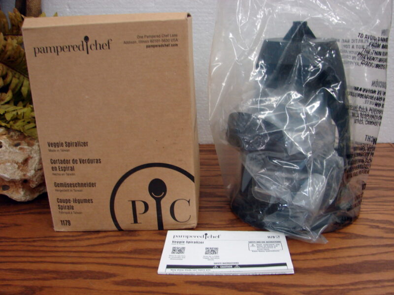 The Pampered Chef Brand New #1179 Veggie Spiralizer Complete Vegetable Spiral, Moose-R-Us.Com Log Cabin Decor