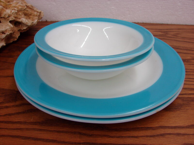 Set/4 Vintage PYREX Turquoise Aqua Wide Rim Stripe 10&#8243; Plates 6 1/4&#8243; Bowls, Moose-R-Us.Com Log Cabin Decor