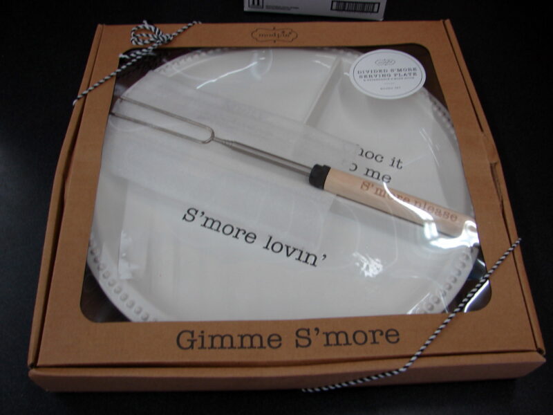 S&#8217;Mores Roasting Set Smore Maker Tray Sticks Heat 11 Piece Kit, Moose-R-Us.Com Log Cabin Decor