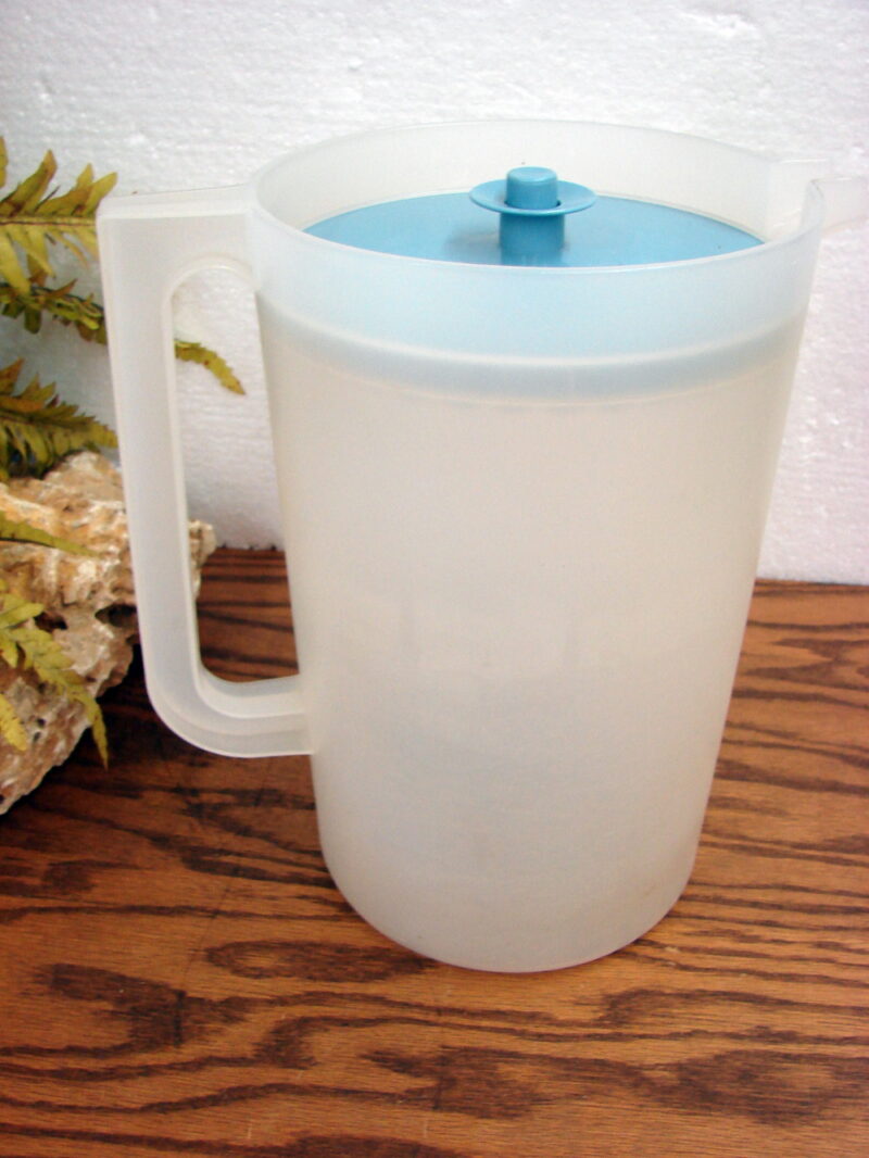 Vintage Tupperware #1416 Clear Sheer w/ Blue Push Button 1 Gallon Pitcher, Moose-R-Us.Com Log Cabin Decor