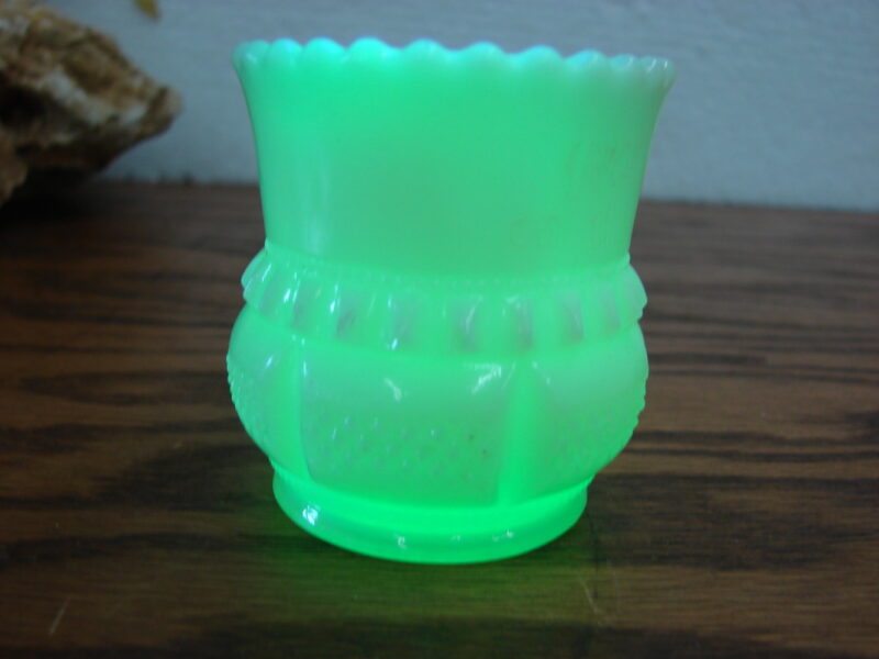 Vintage Green Uranium Custard Toothpick Holder as is, Moose-R-Us.Com Log Cabin Decor