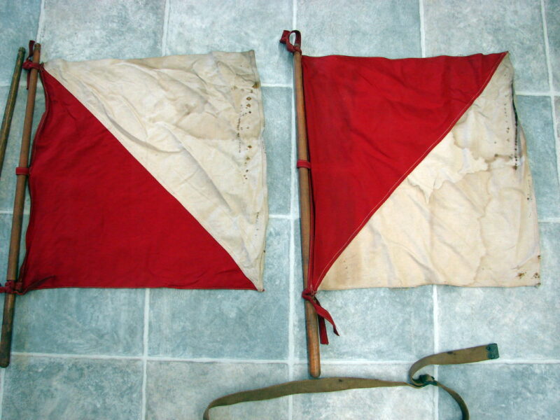 US WW1 Army Signal Corps Flag Kit Set Khaki Canvas Bag Vtg Authentic Original, Moose-R-Us.Com Log Cabin Decor