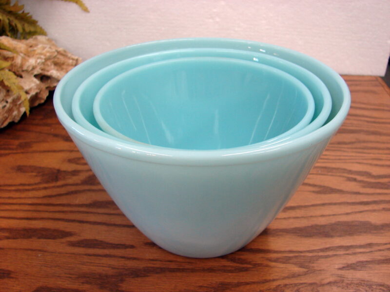 Vintage Anchor Hocking Fire King Turquoise Blue Original Sticker Nest Mixing Bowls S/3, Moose-R-Us.Com Log Cabin Decor