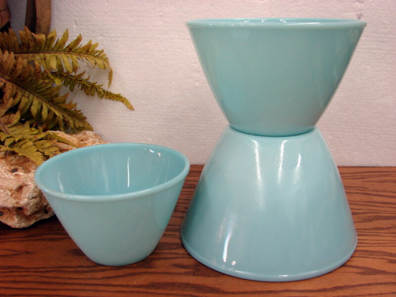 Vintage Anchor Hocking Fire King Turquoise Blue Original Sticker Nest Mixing Bowls S/3, Moose-R-Us.Com Log Cabin Decor