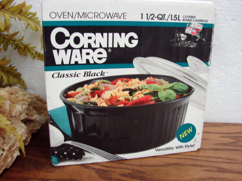 Corning Ware Classic Black 1 1/2 Qt Casserole Brand New in Box Oven Microwave, Moose-R-Us.Com Log Cabin Decor