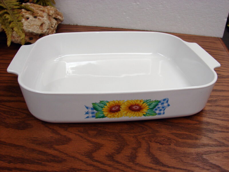 Vintage Corning Ware USA Sunsations Sunflower Open Baker A-21 Brownie Lasagna, Moose-R-Us.Com Log Cabin Decor