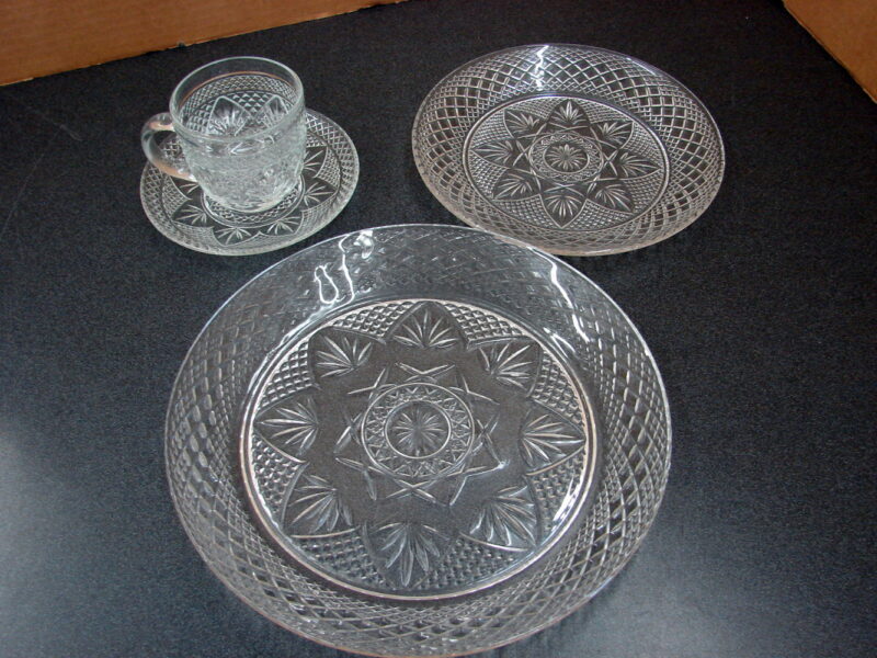 Vintage 24 pc Cris D’Arques Durand Luminarc Glass Dinnerware French Lace, Moose-R-Us.Com Log Cabin Decor