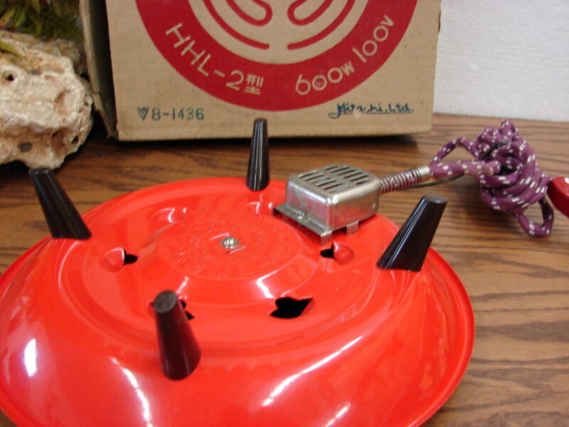 Vintage Tripod Electric Coil Enamelware Hitachi Stove Top Burner Original Box, Moose-R-Us.Com Log Cabin Decor