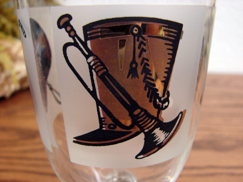 Vintage Libbey Martini Pitcher Gentleman Club Jazz Jockey Drummer Firefighter, Moose-R-Us.Com Log Cabin Decor