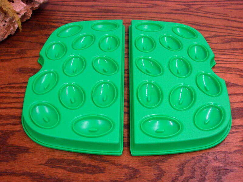 The Pampered Chef PARTS Cool and Serve Square Tray #2292 Deviled Eggs, Moose-R-Us.Com Log Cabin Decor