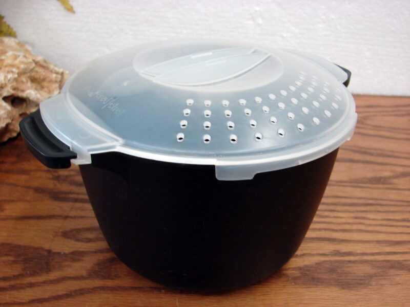 Pampered Chef 2 Qt Micro Cooker Steamer Strainer #100009, Moose-R-Us.Com Log Cabin Decor