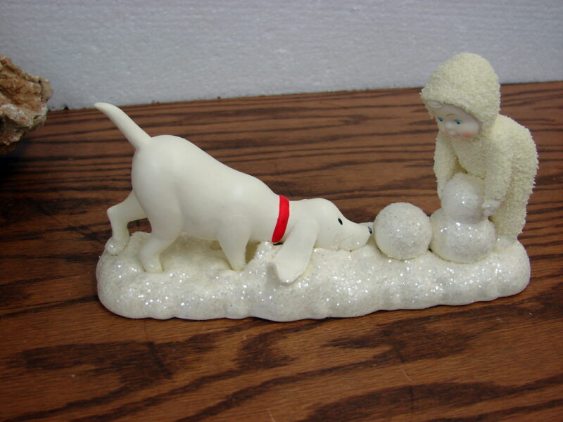 Vintage Dept. 56 Snowbabies Retired Best Friends Making Snowman, Moose-R-Us.Com Log Cabin Decor