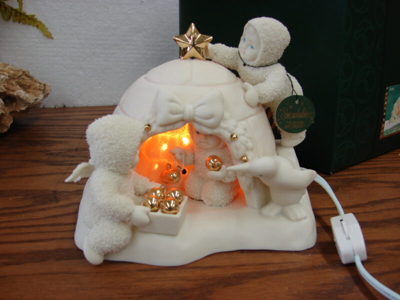 Vintage Dept. 56 Snowbabies Retired I&#8217;ll Be Home For Christmas Light Up w/ Box, Moose-R-Us.Com Log Cabin Decor