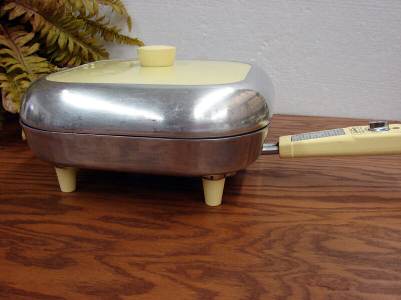 Vintage Yellow Chrome Electric Sunbeam Skillet Frying Pan Complete Tested, Moose-R-Us.Com Log Cabin Decor