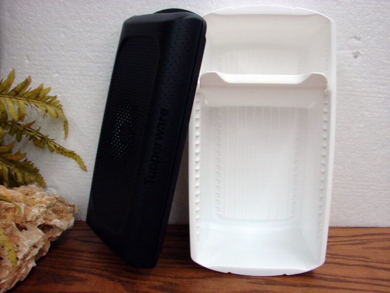 Tupperware Bread Saver Bread &#038; Bakery Storage Box 3 Piece Like New, Moose-R-Us.Com Log Cabin Decor