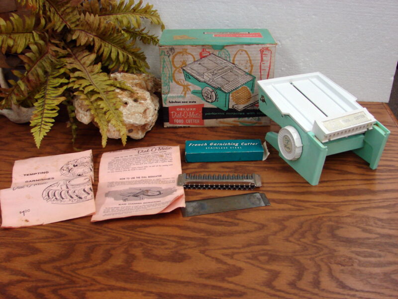 Vintage Popeil Product Dial-o-Matic Slicer Mandolin Original Box Extra French Blade, Moose-R-Us.Com Log Cabin Decor