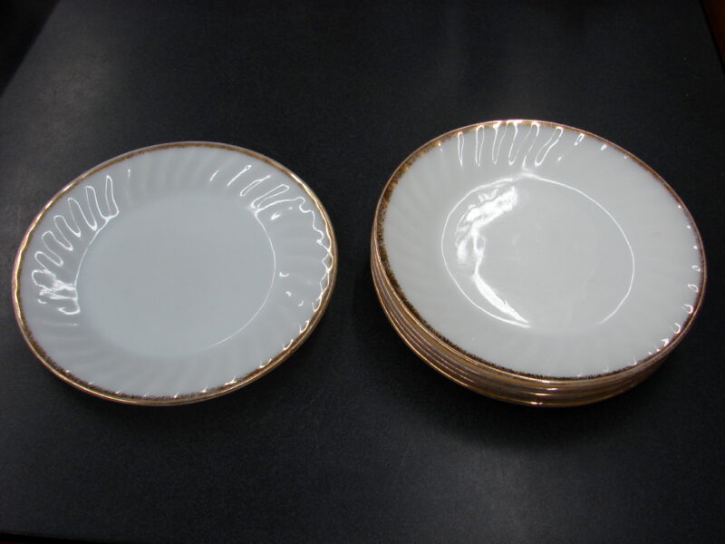 Vintage Anchor Hocking Fire King Milk Glass Gold Trim 9&#8243; Plate Set/6, Moose-R-Us.Com Log Cabin Decor