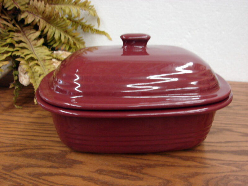 The Pampered Chef Deep Covered Baker Stoneware Roaster 3.1 Cranberry, Moose-R-Us.Com Log Cabin Decor