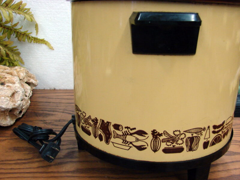 Vintage Sears Model 400 Crock Pot Crockery Cooker Yellow w/ Icons 4 QT, Moose-R-Us.Com Log Cabin Decor