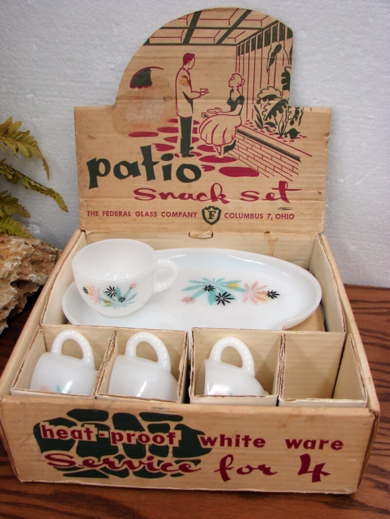 Vintage Federal Glass Milk Glass Atomic Flower 8 Pc Snack Set Original Box, Moose-R-Us.Com Log Cabin Decor