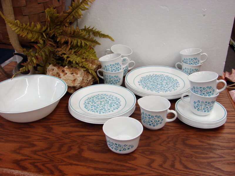 Corning Ware Blue Heather Floral Corelle Dinnerware Kitchen Accessories, Moose-R-Us.Com Log Cabin Decor