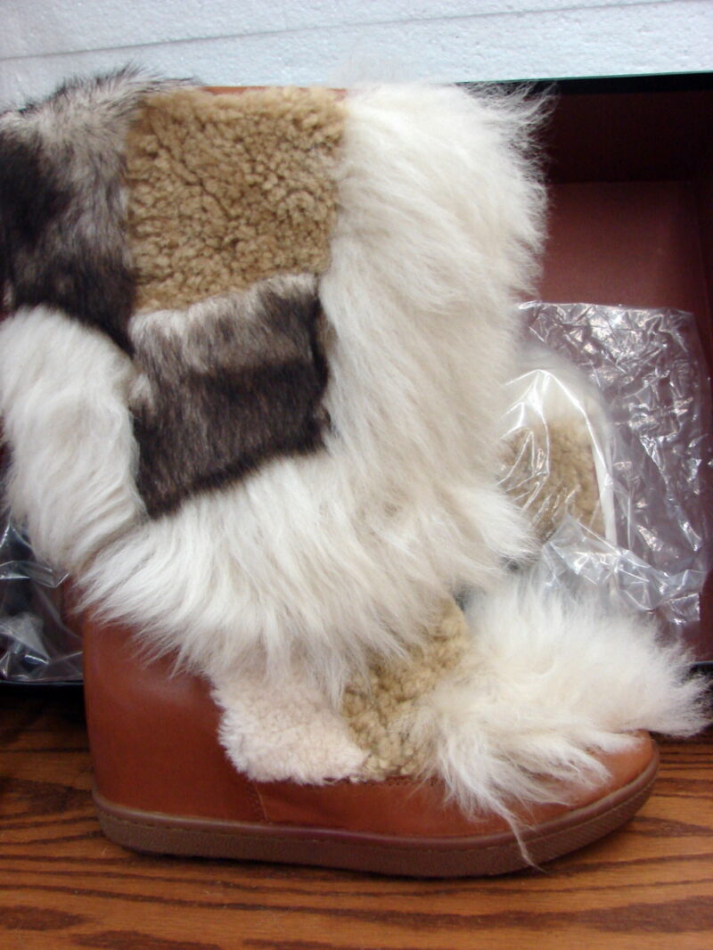 Womens Brand New Coach Morton Calf Real Sheepskin Fur Boots Leather Trim Sz 7, Moose-R-Us.Com Log Cabin Decor