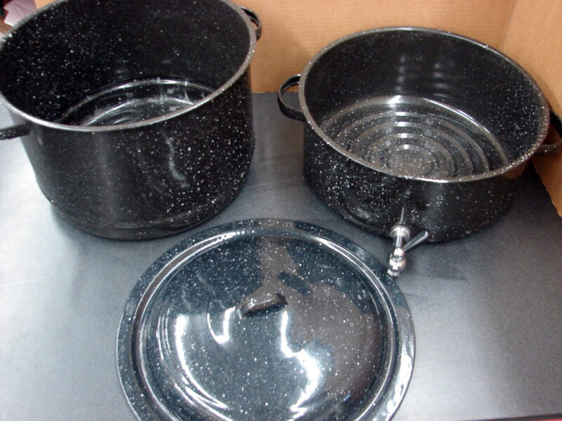 Vintage GraniteWare Seafood Clam Steamer Enamelware 3 Part Boiler, Moose-R-Us.Com Log Cabin Decor