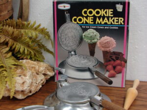 Electric Vitantonio Krumkake Baker Authentic Waffle Cookie Iron Pizzelle #350, Moose-R-Us.Com Log Cabin Decor