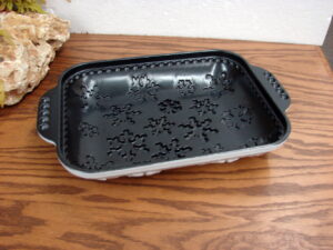 Vintage Scandinavian Nordic Ware Pancake Waffle Skillet Mold Frying Pans, Moose-R-Us.Com Log Cabin Decor