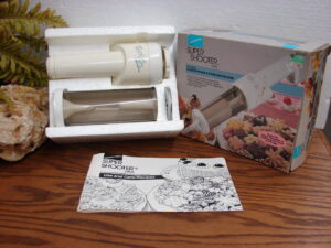 Vintage Wear-Ever Super Shooter Electric Cookie Press Gun, Moose-R-Us.Com Log Cabin Decor