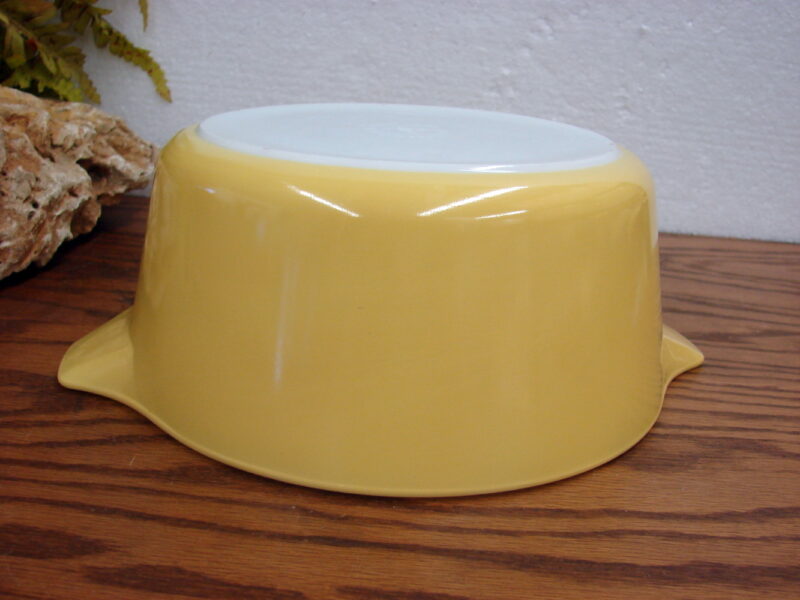 Vintage PYREX Nouveau Floral Yellow Promo #475 Cinderella Round Casserole Only, Moose-R-Us.Com Log Cabin Decor