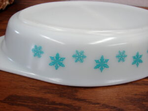 Vintage PYREX Sage Green Golden Scroll #043 w/ Cradle As Is, Moose-R-Us.Com Log Cabin Decor