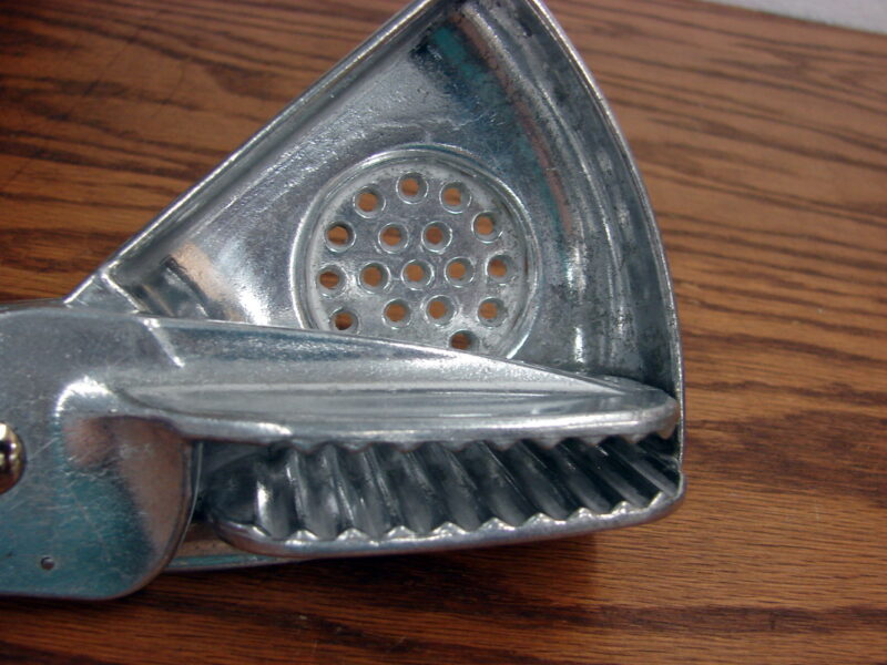 Vintage Sunkist Lemon Juicer Aluminum Handheld Squeezer USA, Moose-R-Us.Com Log Cabin Decor