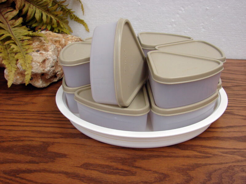 Complete Tupperware #1799 Clay Sprinkles &#8216;N Spice Modular Mates Wedge Set, Moose-R-Us.Com Log Cabin Decor