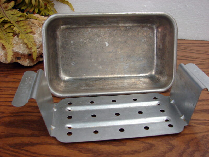 Vintage Heavy Duty Nordic Ware Meatloaf Bread Pan Loaf Lifting Trivet, Moose-R-Us.Com Log Cabin Decor